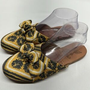 Ancient Greek Sandals Pasoumi Bow Mules Slip On Shoes Floral Yellow Size 38 US 8